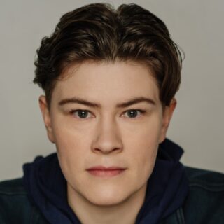 Sara Vickruck headshot